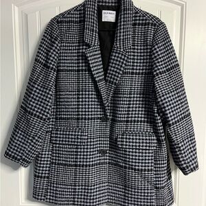 Old Navy light blue and black Plaid Women's Coat‎ woman’s XL petite